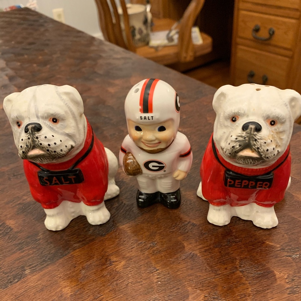 Vintage UGA Salt & Pepper Shakers
